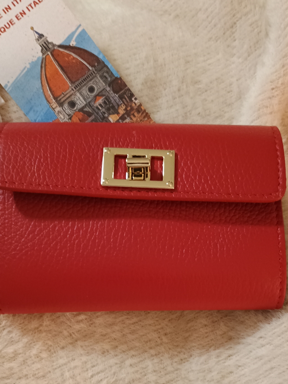 NWT Isadora Italian Leather Turn-Lock Wallet Red Pebbled Made In Italy.
